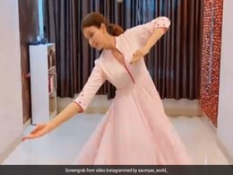 Saumya Tandon Video: सौम्या टंडन ने कथक डांस से जीता फैन्स का दिल, खूबसूरत Video हुआ वायरल Saumya Tandon Video: सौम्या टंडन ने कथक डांस से जीता फैन्स का दिल, खूबसूरत Video हुआ वायरल