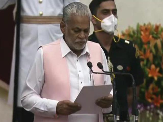 Modi Cabinet 2.0: Parshottam Rupala Takes Oath As Minister