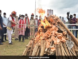 Assam Starts 2-Day Drive To Burn In Public Drugs Worth Rs 163 Crore Assam Starts 2-Day Drive To Burn In Public Drugs Worth Rs 163 Crore