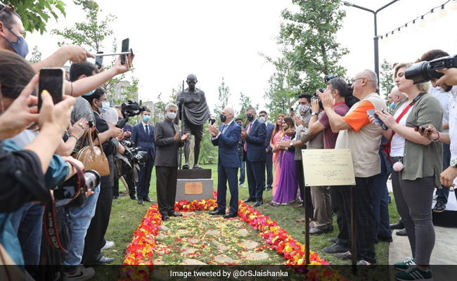S Jaishankar Unveils Mahatma Gandhi's Statue In Georgia