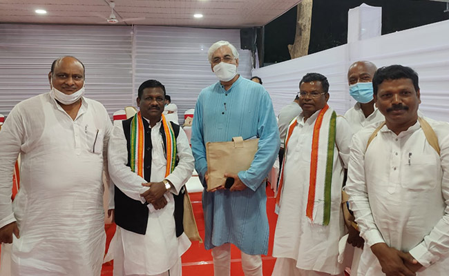 'CM बनने के लिए मारना चाहते हैं मुझे' : छत्तीसगढ़ कांग्रेस MLA ने अपने ही मंत्री पर लगाया हमले का आरोप