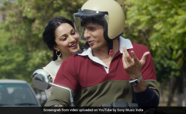 <I>Shershaah</i> Song <I>Raataan Lambiyan</i>: Sidharth Malhotra, Kiara Advani's Adorable Nineties Love Story