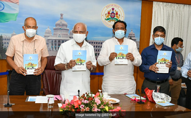 B S Yediyurappa Unveils Karnataka Electric Bike Taxi Scheme