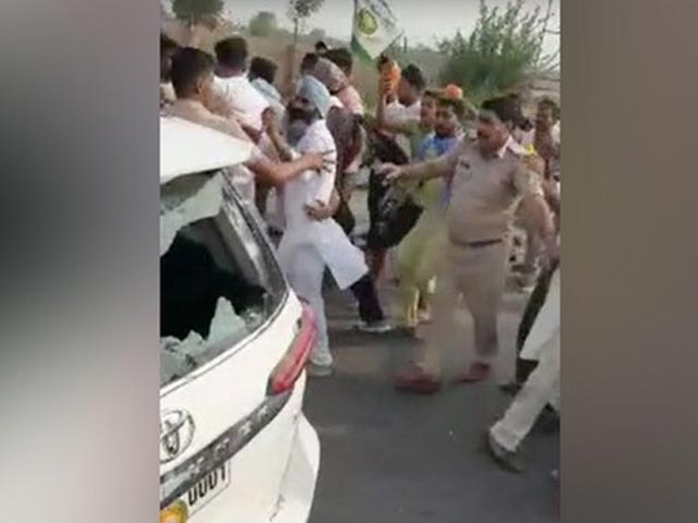 100 Farmers Face Sedition Case After Allegedly Attacking BJP Leader's Car