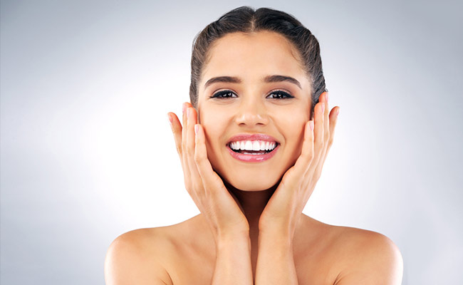 How These Overnight Sleeping Masks Can Give You Hydrated, Plump Skin When You Wake Up
