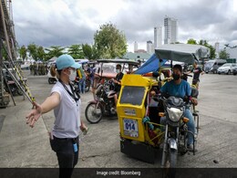 Anti-Vaxxer Disinformation Spreads in Asia, Endangering Millions Anti-Vaxxer Disinformation Spreads in Asia, Endangering Millions