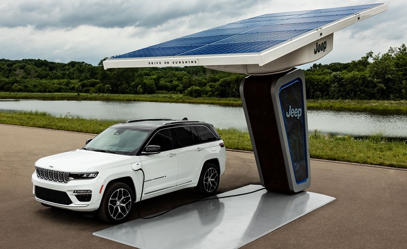 All-New 2022 Jeep Grand Cherokee 4xe Plug-In Hybrid SUV Revealed