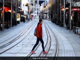 Sydney's Delta Cases Hit New Peak, Prompt Tougher Lockdown Sydney's Delta Cases Hit New Peak, Prompt Tougher Lockdown