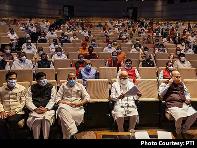 "Congress Not Letting Parliament Run, Expose Them," PM Tells BJP MPs