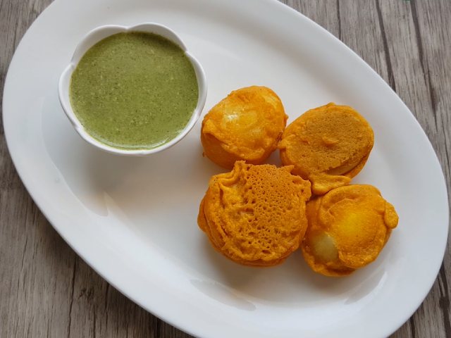 How To Make Egg Pakoda | Easy Egg Pakoda Recipe