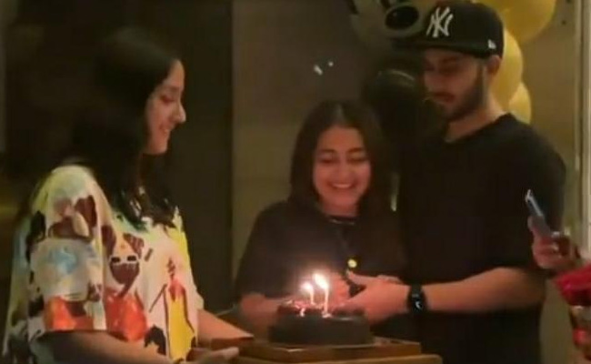 नेहा कक्कड़ बनीं इंस्टाग्राम पर तीसरी सबसे ज्यादा फॉलो की जाने वालीं सेलेब्रिटी, दूसरे पर हैं श्रद्धा कपूर