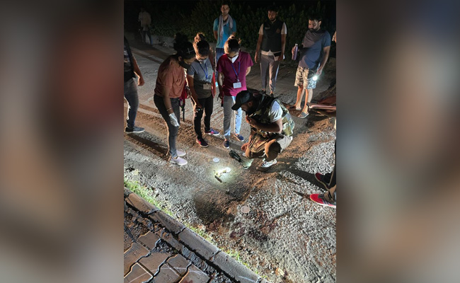 दिल्ली : लूट-छिनैती की दर्जनों घटनाएं अंजाम देने वाले दो बदमाश शूटआउट में गिरफ्तार