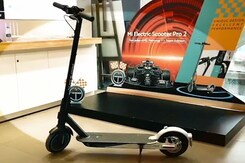 Mi Scooter Pro 2 Mercedes-AMG Petronas F1 Edition: First Impressions Mi Scooter Pro 2 Mercedes-AMG Petronas F1 Edition: First Impressions