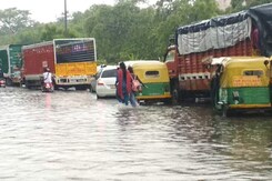 Waterlogging In Delhi And Gurgaon After Downpour, More Rain Likely Waterlogging In Delhi And Gurgaon After Downpour, More Rain Likely