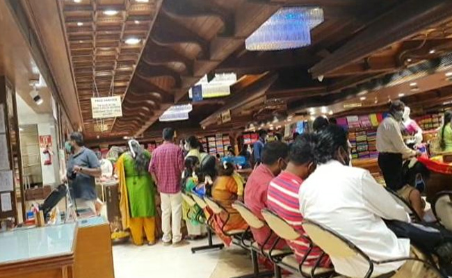 Masks, Social Distancing Missing As Chennai Shops Buzz With Customers