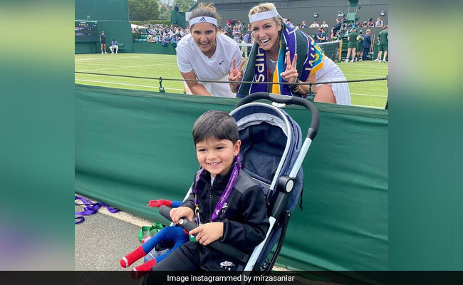 Wimbledon 2021: सानिया मिर्ज़ा ने बेटे इजहान संग शेयर की खास तस्वीर, Anushka Sharma ने कही ये बात