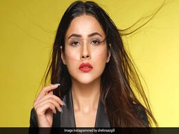 डब्बू रतनानी ने किया शहनाज गिल का फोटोशूट, ब्लैक ब्लेजर और रेड लिपस्टिक में ग्लैमरस दिखीं सिंगर डब्बू रतनानी ने किया शहनाज गिल का फोटोशूट, ब्लैक ब्लेजर और रेड लिपस्टिक में ग्लैमरस दिखीं सिंगर