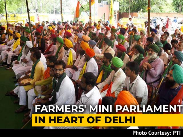 Protesting Farmers' "Kisan Sansad" Near Parliament Enters Second Day
