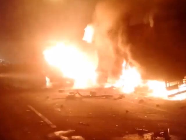 1 Dead, 2 Rescued After 3 Trucks Collide In Gujarat