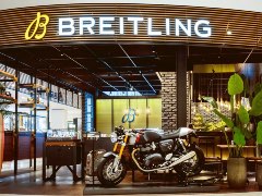 Triumph Motorcycles Joins Hands With Breitling For Custom Bike