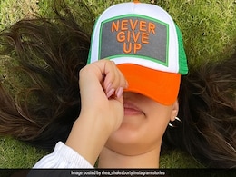 Rhea Chakraborty ने नए जोश के साथ शेयर की अपनी नई तस्वीर, बोलीं- कभी हार मत मानो Rhea Chakraborty ने नए जोश के साथ शेयर की अपनी नई तस्वीर, बोलीं- कभी हार मत मानो