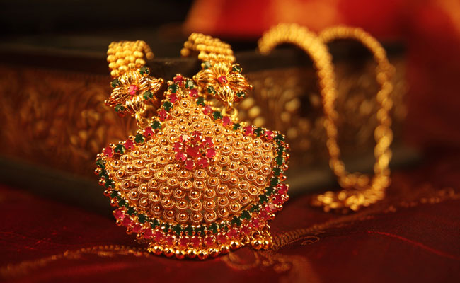 Amazon Sale 2021: हैवी डिस्काउंट पर खरीदें परफेक्ट एथनिक लुक वाली आर्टिफिशियल ज्वैलरी