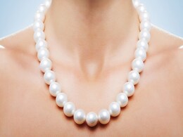 You Can Never Go Wrong When You Wear One Of These Elegant Pearl Necklaces You Can Never Go Wrong When You Wear One Of These Elegant Pearl Necklaces