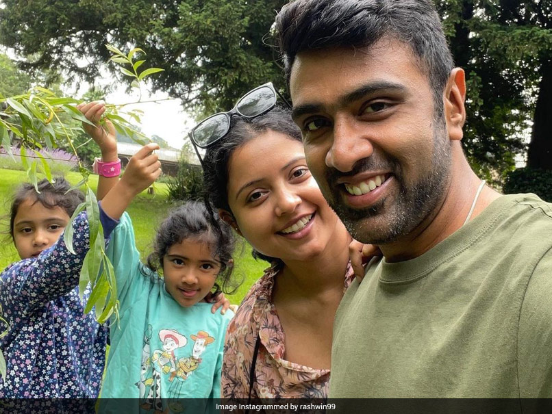 "Hibernate And Rejuvenate": Ravichandran Ashwin Shares Photo With Wife Prithi And Kids On Instagram