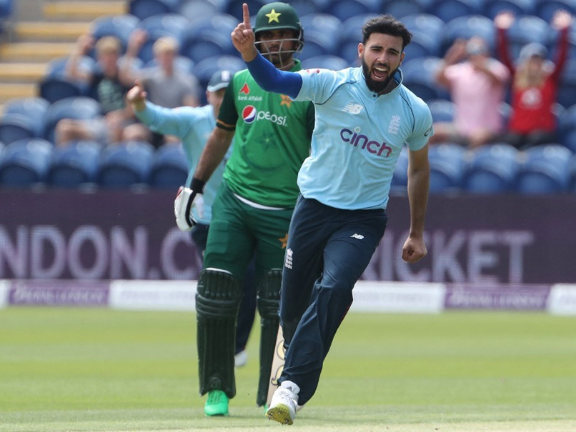 Saqib mahmood cricket career