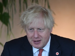 UK Lawmakers Clear Boris Johnson Of Conduct Breach Over Luxury Holiday UK Lawmakers Clear Boris Johnson Of Conduct Breach Over Luxury Holiday