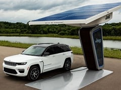 All-New 2022 Jeep Grand Cherokee 4xe Plug-In Hybrid SUV Revealed