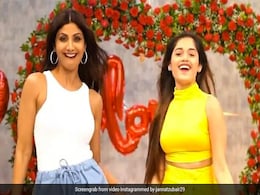 जन्नत जुबैर ने ‘चुरा के दिल मेरा’ पर शिल्पा शेट्टी के साथ किया धमाकेदार डांस, फैन्स बोले- डबल ट्रीट...देखें Video जन्नत जुबैर ने ‘चुरा के दिल मेरा’ पर शिल्पा शेट्टी के साथ किया धमाकेदार डांस, फैन्स बोले- डबल ट्रीट...देखें Video