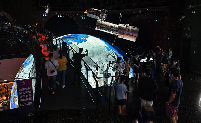 China's Space Propaganda Blitz Endures At Slick New Shanghai Planetarium