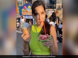 कनाडा की सड़कों पर देसी अंदाज में 'बर्फ का गोला' का लुत्फ लेती नजर आईं नोरा फतेही, देखें Video कनाडा की सड़कों पर देसी अंदाज में 'बर्फ का गोला' का लुत्फ लेती नजर आईं नोरा फतेही, देखें Video