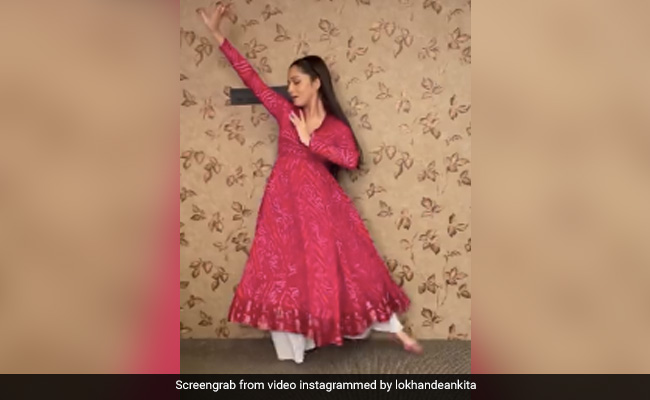 Ankita Lokhande Lights Up Instagram With Her Flawless Dance Moves. See Here