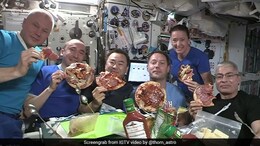 Viral Video Of Astronauts Making DIY Pizza In Outer Space Will Amaze You