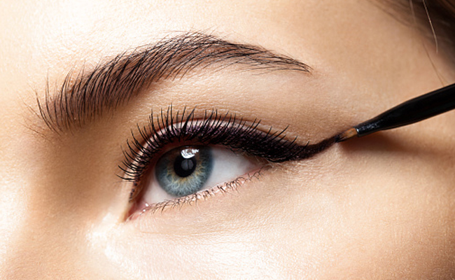 These Gel Eyeliners Won't Budge Come What May