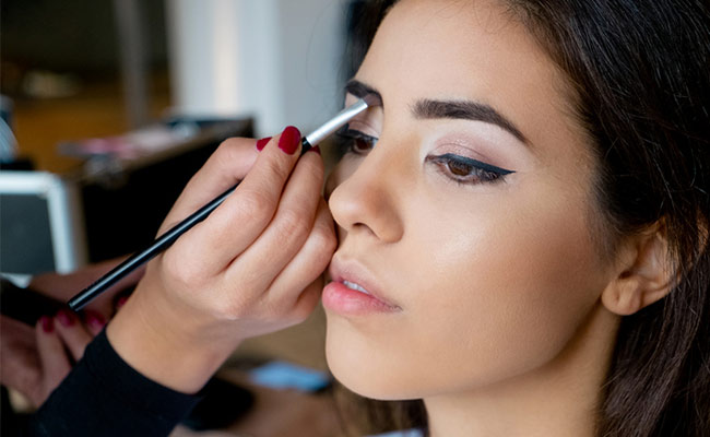 Get Gorgeously Full Brows In Minutes With These Eyebrow Kits