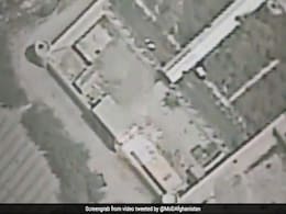 VIDEO: अफगान सेना ने एयरस्ट्राइक कर तालिबान ठिकाने किए तबाह, 10 से ज्यादा आतंकी ढेर VIDEO: अफगान सेना ने एयरस्ट्राइक कर तालिबान ठिकाने किए तबाह, 10 से ज्यादा आतंकी ढेर