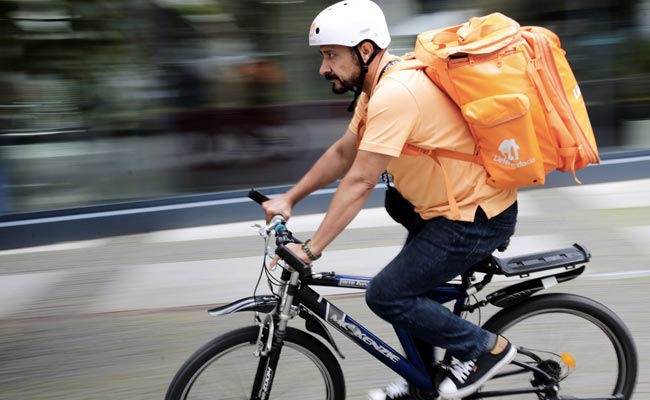 The Afghan Minister Who Became A Bicycle Courier In Germany