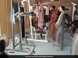 अजीबोगरीब तरीके से जिम करते दिखे तालिबानी तो अदनान सामी ने अमेरिका पर कसा तंज, बोले- इनसे हार गए... अजीबोगरीब तरीके से जिम करते दिखे तालिबानी तो अदनान सामी ने अमेरिका पर कसा तंज, बोले- इनसे हार गए...