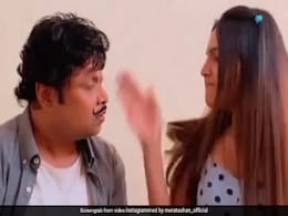 हप्पू सिंह को बेटी ने मारा जोरदार तमाचा, सोशल मीडिया पर वायरल हुआ Video हप्पू सिंह को बेटी ने मारा जोरदार तमाचा, सोशल मीडिया पर वायरल हुआ Video