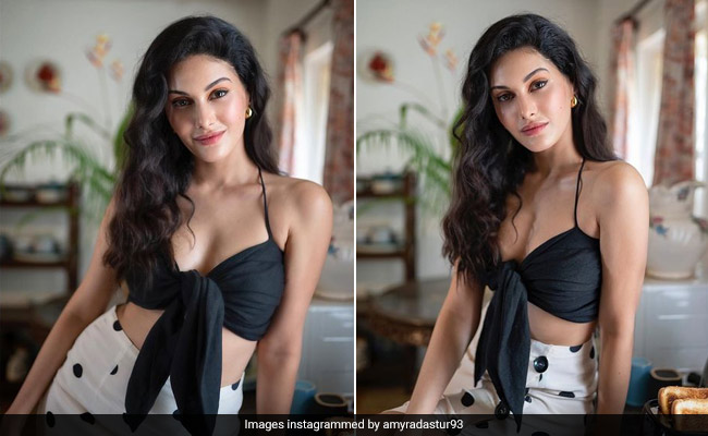 Amyra Dastur Is Heating Things Up With This Fabulous Tie-Front Top And Polka Dot Skirt