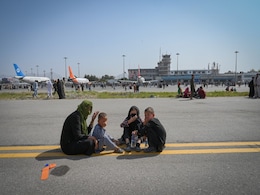 US Tells Citizens To Leave Kabul Airport Gates "Immediately" US Tells Citizens To Leave Kabul Airport Gates "Immediately"