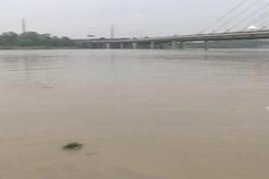 Delhi's Yamuna Water Level Close To "Danger Mark" Delhi's Yamuna Water Level Close To "Danger Mark"