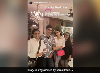 Sara Ali Khan And Amrita Singh's Lavish Dinner Was Hosted By Manish Malhotra