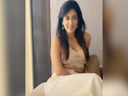 श्वेता तिवारी ने ग्लैमरस लुक में शेयर किया Video, फैन्स बोले- यकीन है कि 70 में भी आप ऐसी ही दिखेंगी श्वेता तिवारी ने ग्लैमरस लुक में शेयर किया Video, फैन्स बोले- यकीन है कि 70 में भी आप ऐसी ही दिखेंगी