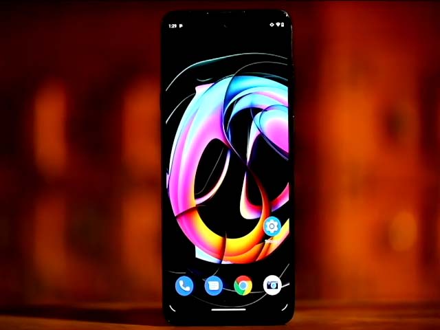 Motorola Edge 20 Fusion: Solid Contender Under Rs. 25K?