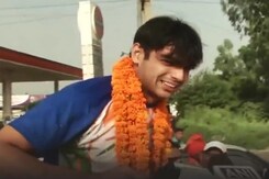 Watch: Neeraj Chopra Reaches Hometown, Receives Warm Welcome Watch: Neeraj Chopra Reaches Hometown, Receives Warm Welcome