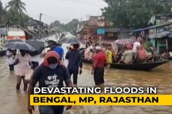3 Lakh Displaced In South Bengal Amid Devastating Floods 3 Lakh Displaced In South Bengal Amid Devastating Floods